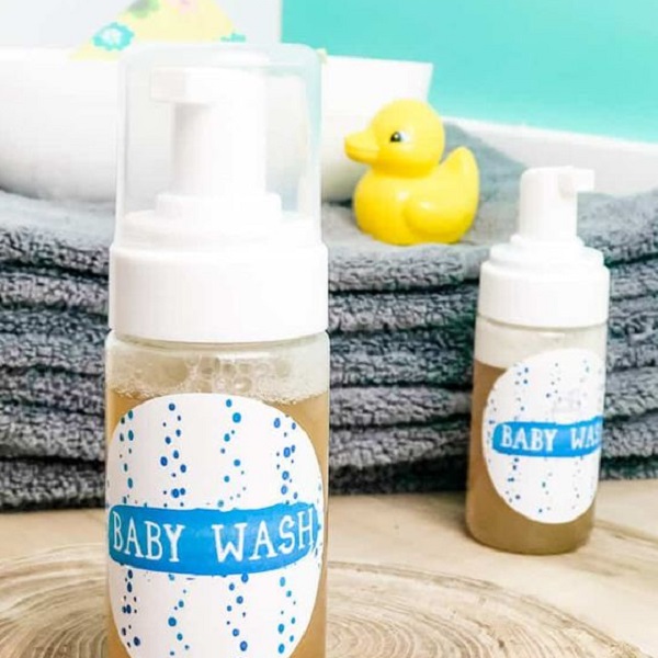 Soothe your baby's eczema with gentle washes 