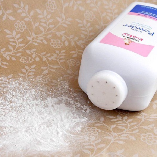 Explore safe alternatives to baby powder